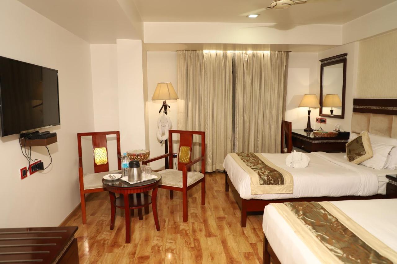 Republic Hotel Patna (Bihar) Exterior foto