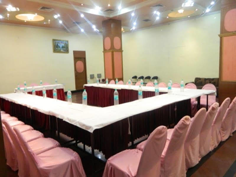 Republic Hotel Patna (Bihar) Exterior foto
