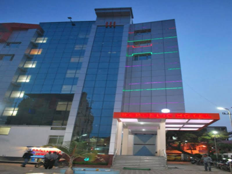 Republic Hotel Patna (Bihar) Exterior foto